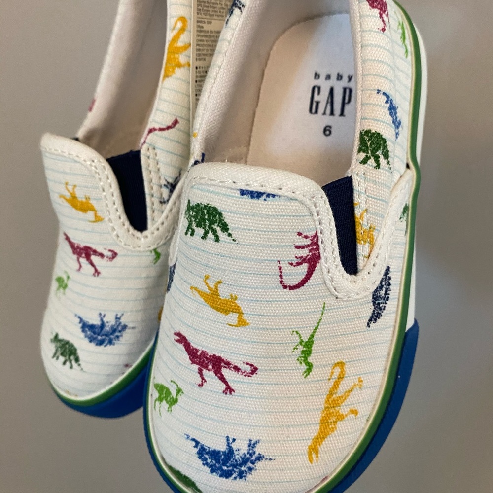 Baby Gap shoes - Picture 6 of 7